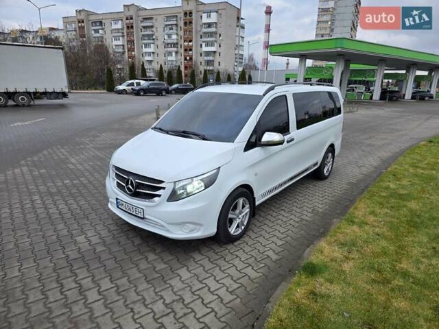 Белый Мерседес Вито, объемом двигателя 2.2 л и пробегом 242 тыс. км за 16777 $, фото 2 на Automoto.ua
