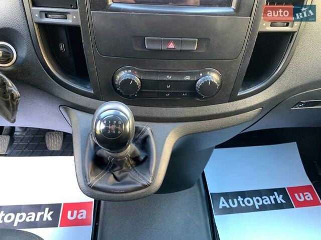 Белый Мерседес Вито, объемом двигателя 1.6 л и пробегом 255 тыс. км за 14920 $, фото 23 на Automoto.ua