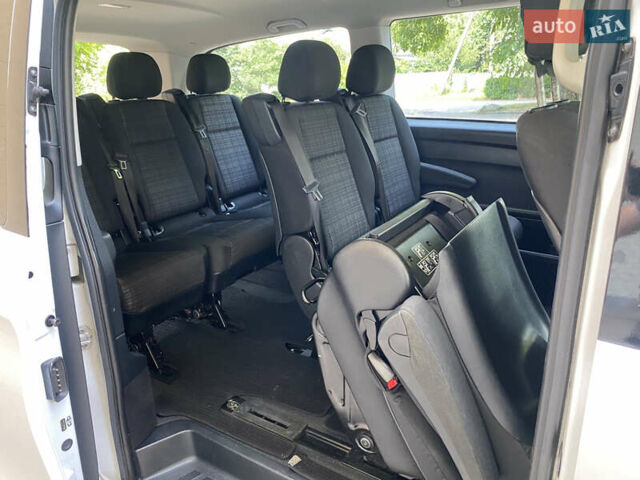 Мерседес Вито 2016 в Умани на Automoto.ua Белый Мерседес Вито, объемом двигателя 2.14 л и пробегом 272 тыс. км за 20900 $, фото 27 на Automoto.ua