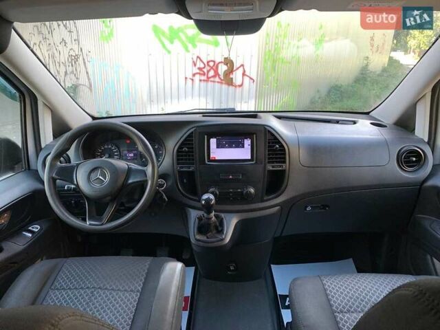 Белый Мерседес Вито, объемом двигателя 1.6 л и пробегом 255 тыс. км за 14920 $, фото 20 на Automoto.ua