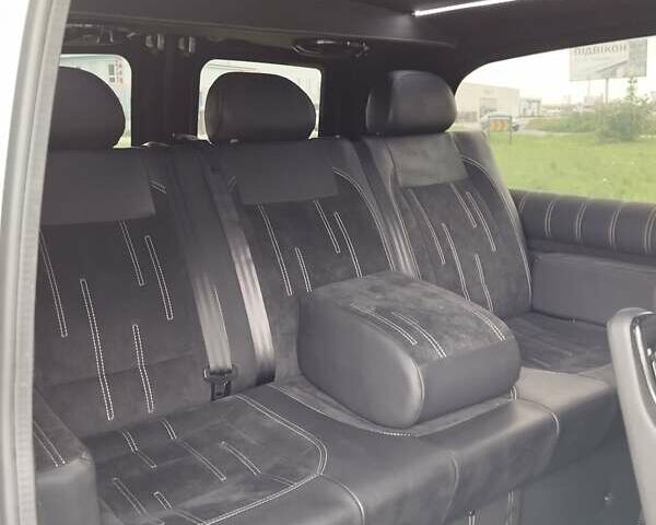 Белый Мерседес Вито, объемом двигателя 2.2 л и пробегом 285 тыс. км за 22000 $, фото 15 на Automoto.ua