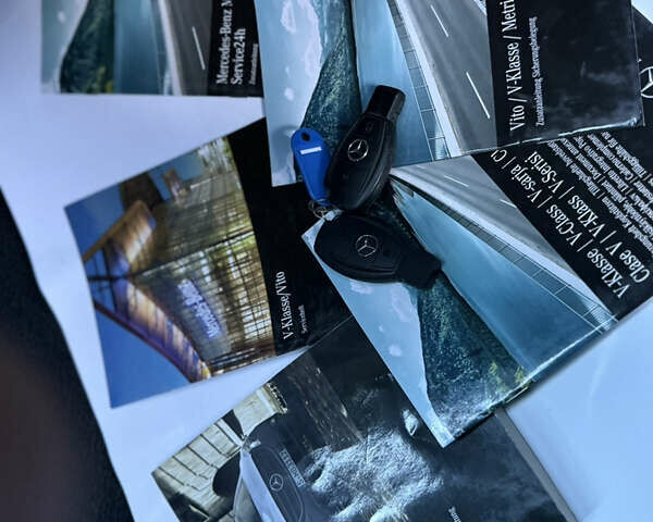 Белый Мерседес Вито, объемом двигателя 2.14 л и пробегом 265 тыс. км за 23800 $, фото 24 на Automoto.ua