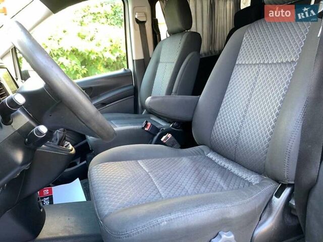 Белый Мерседес Вито, объемом двигателя 1.6 л и пробегом 255 тыс. км за 14920 $, фото 18 на Automoto.ua