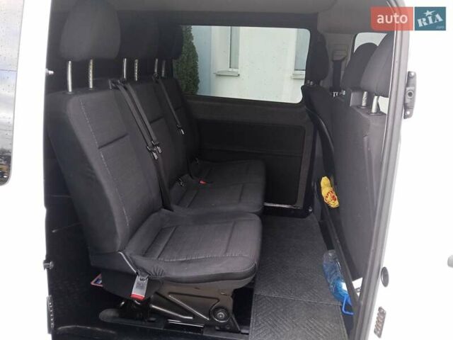 Белый Мерседес Вито, объемом двигателя 2.14 л и пробегом 242 тыс. км за 17900 $, фото 8 на Automoto.ua