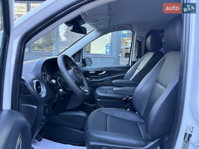 Белый Мерседес Вито, объемом двигателя 2.14 л и пробегом 265 тыс. км за 23800 $, фото 10 на Automoto.ua