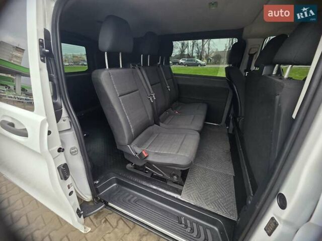 Белый Мерседес Вито, объемом двигателя 2.2 л и пробегом 242 тыс. км за 16777 $, фото 13 на Automoto.ua