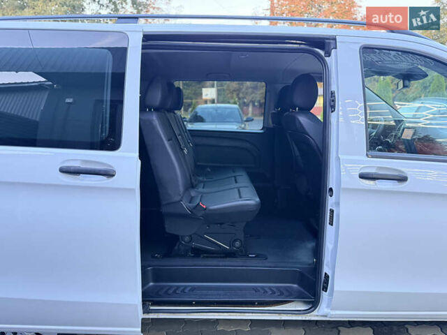 Белый Мерседес Вито, объемом двигателя 2.14 л и пробегом 265 тыс. км за 23800 $, фото 18 на Automoto.ua
