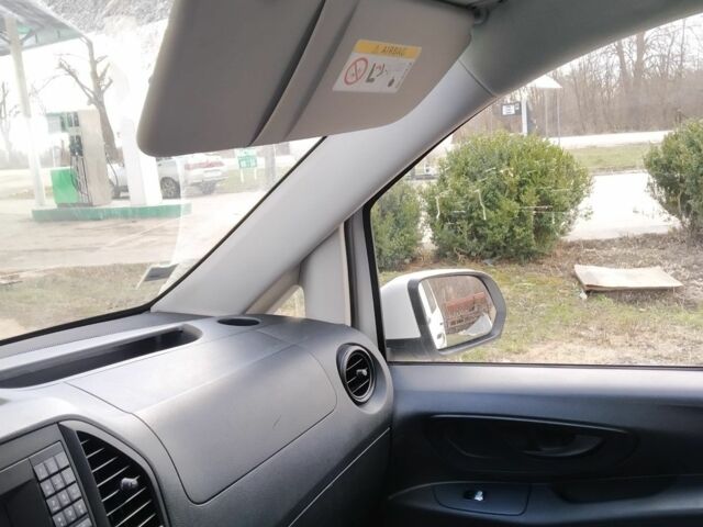 Мерседес Вито 2016 в Хмельницком на Automoto.ua Белый Мерседес Вито, объемом двигателя 1.6 л и пробегом 280 тыс. км за 16000 $, фото 4 на Automoto.ua