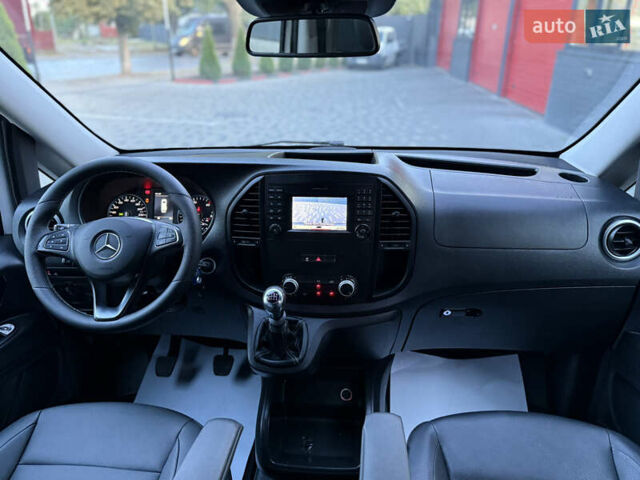 Белый Мерседес Вито, объемом двигателя 2.14 л и пробегом 265 тыс. км за 23800 $, фото 21 на Automoto.ua