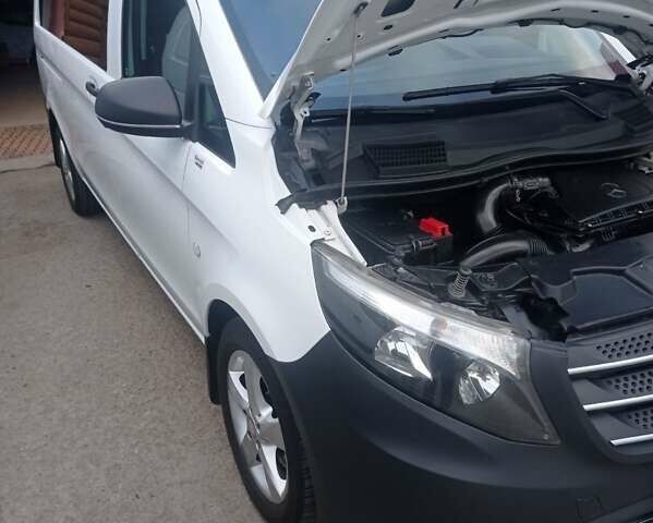 Белый Мерседес Вито, объемом двигателя 2.14 л и пробегом 295 тыс. км за 21500 $, фото 20 на Automoto.ua