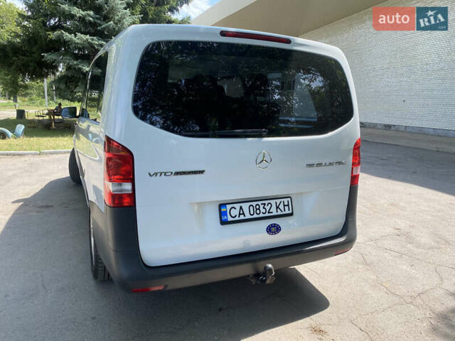 Мерседес Вито 2016 в Умани на Automoto.ua Белый Мерседес Вито, объемом двигателя 2.14 л и пробегом 272 тыс. км за 20900 $, фото 6 на Automoto.ua