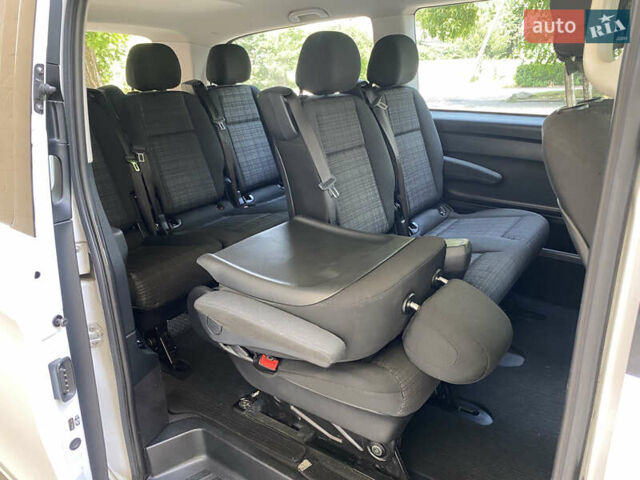 Мерседес Вито 2016 в Умани на Automoto.ua Белый Мерседес Вито, объемом двигателя 2.14 л и пробегом 272 тыс. км за 20900 $, фото 28 на Automoto.ua