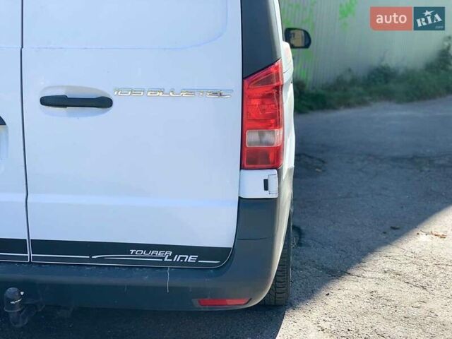 Белый Мерседес Вито, объемом двигателя 1.6 л и пробегом 255 тыс. км за 14920 $, фото 10 на Automoto.ua