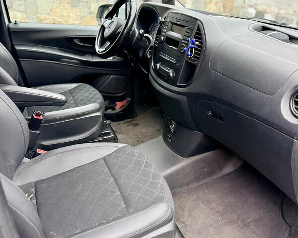 Білий Мерседес Віто, об'ємом двигуна 2.14 л та пробігом 274 тис. км за 19700 $, фото 22 на Automoto.ua