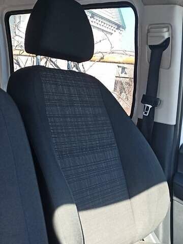 Белый Мерседес Вито, объемом двигателя 2.14 л и пробегом 190 тыс. км за 14500 $, фото 13 на Automoto.ua