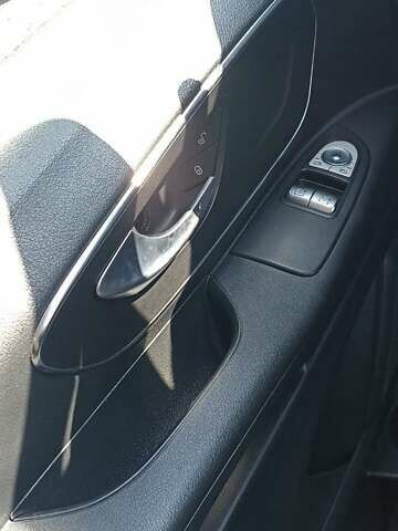 Белый Мерседес Вито, объемом двигателя 2.14 л и пробегом 190 тыс. км за 14500 $, фото 19 на Automoto.ua