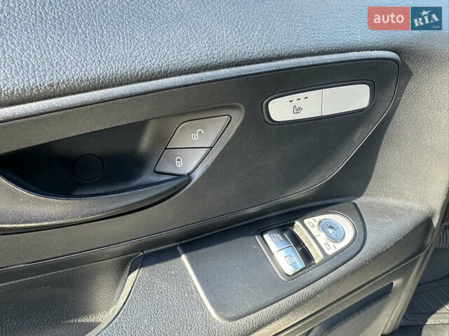 Мерседес Вито 2017 в Коломые на Automoto.ua Белый Мерседес Вито, объемом двигателя 2.14 л и пробегом 185 тыс. км за 29900 $, фото 18 на Automoto.ua