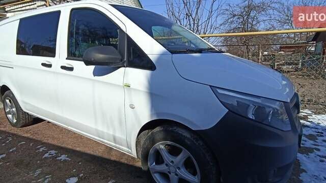 Белый Мерседес Вито, объемом двигателя 2.14 л и пробегом 190 тыс. км за 14500 $, фото 31 на Automoto.ua
