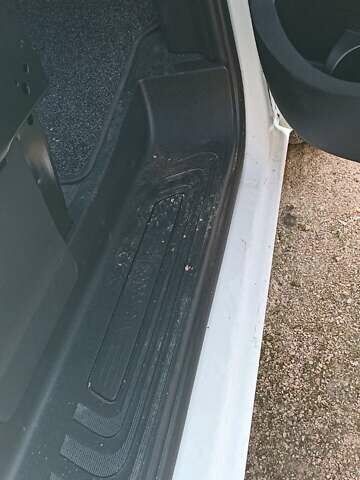 Белый Мерседес Вито, объемом двигателя 2.14 л и пробегом 190 тыс. км за 14500 $, фото 3 на Automoto.ua