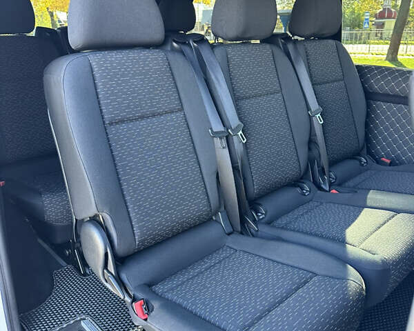 Мерседес Вито 2017 в Коломые на Automoto.ua Белый Мерседес Вито, объемом двигателя 2.14 л и пробегом 185 тыс. км за 29900 $, фото 36 на Automoto.ua