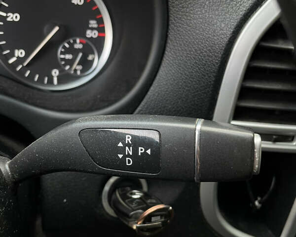 Белый Мерседес Вито, объемом двигателя 2.14 л и пробегом 161 тыс. км за 28500 $, фото 13 на Automoto.ua