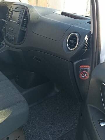 Белый Мерседес Вито, объемом двигателя 2.14 л и пробегом 190 тыс. км за 14500 $, фото 28 на Automoto.ua