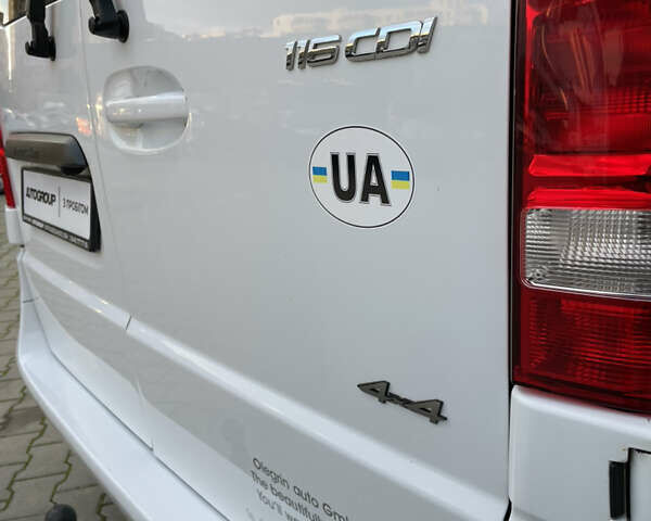 Белый Мерседес Вито, объемом двигателя 2.14 л и пробегом 161 тыс. км за 28500 $, фото 18 на Automoto.ua