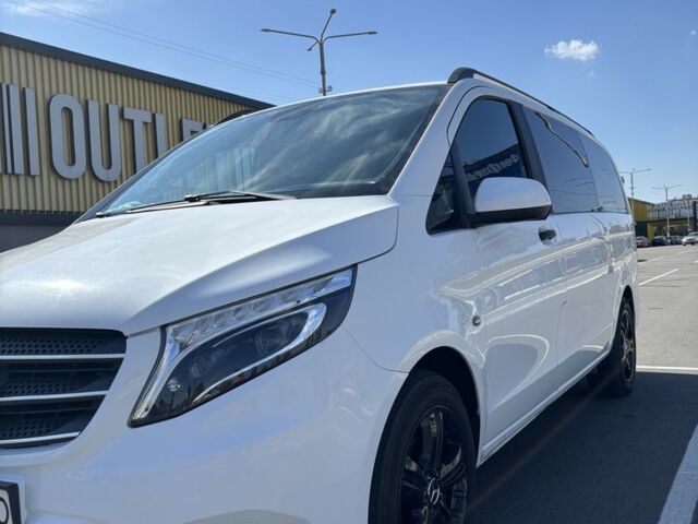 Белый Мерседес Вито, объемом двигателя 2.1 л и пробегом 292 тыс. км за 28100 $, фото 9 на Automoto.ua