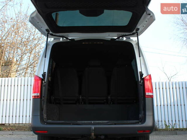 Білий Мерседес Віто, об'ємом двигуна 2.2 л та пробігом 161 тис. км за 25900 $, фото 44 на Automoto.ua