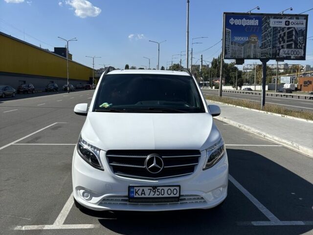 Белый Мерседес Вито, объемом двигателя 2.1 л и пробегом 292 тыс. км за 28100 $, фото 1 на Automoto.ua
