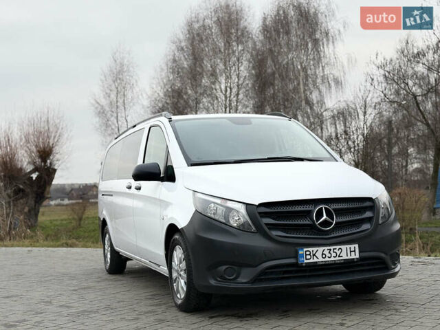 Белый Мерседес Вито, объемом двигателя 1.6 л и пробегом 77 тыс. км за 23800 $, фото 4 на Automoto.ua