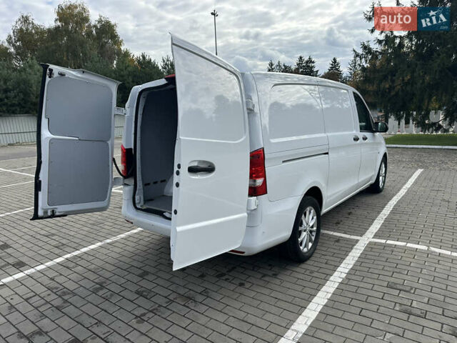 Білий Мерседес Віто, об'ємом двигуна 2.14 л та пробігом 280 тис. км за 19000 $, фото 14 на Automoto.ua