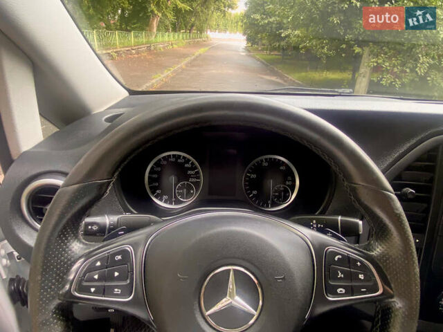 Белый Мерседес Вито, объемом двигателя 2.1 л и пробегом 214 тыс. км за 21000 $, фото 10 на Automoto.ua