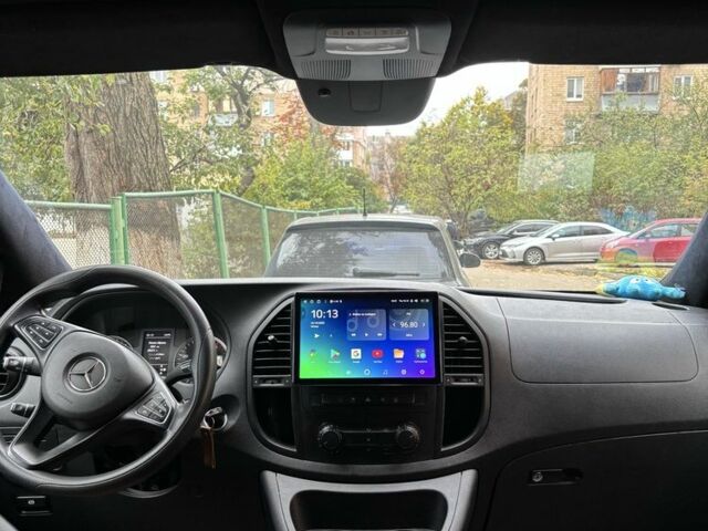 Белый Мерседес Вито, объемом двигателя 2.1 л и пробегом 292 тыс. км за 28100 $, фото 20 на Automoto.ua