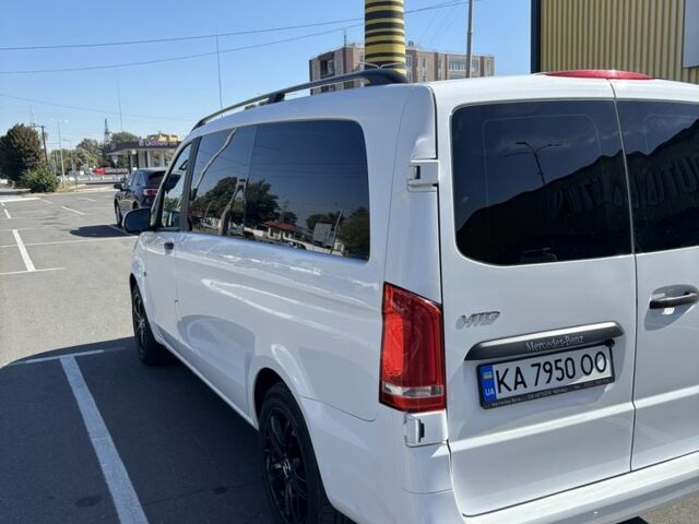 Белый Мерседес Вито, объемом двигателя 2.1 л и пробегом 292 тыс. км за 28100 $, фото 4 на Automoto.ua
