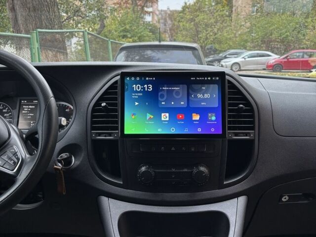 Белый Мерседес Вито, объемом двигателя 2.1 л и пробегом 292 тыс. км за 28100 $, фото 17 на Automoto.ua