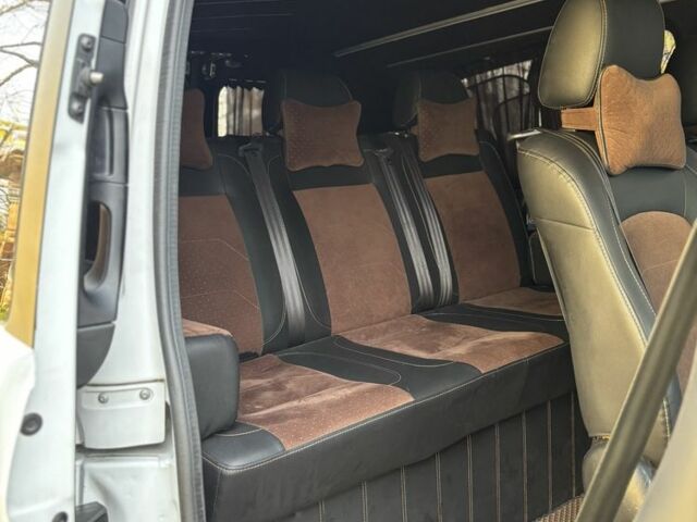 Белый Мерседес Вито, объемом двигателя 2.1 л и пробегом 292 тыс. км за 28100 $, фото 15 на Automoto.ua