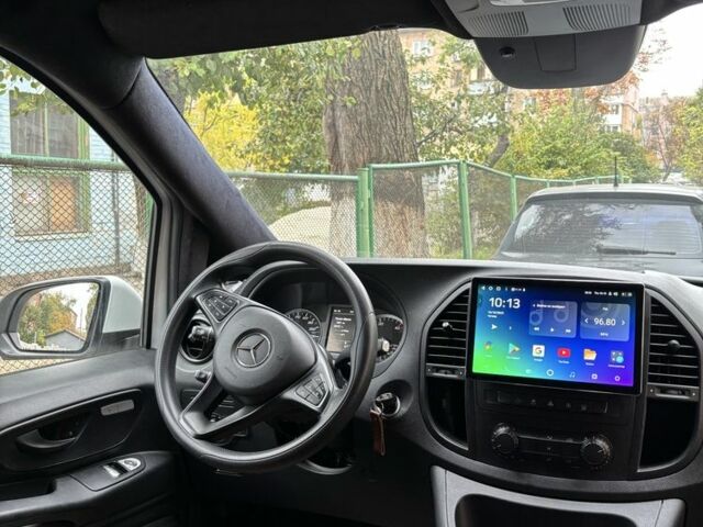 Белый Мерседес Вито, объемом двигателя 2.1 л и пробегом 292 тыс. км за 28100 $, фото 19 на Automoto.ua