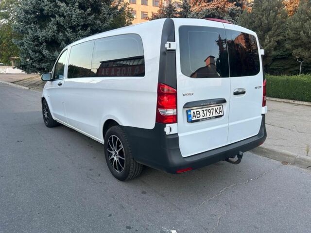 Белый Мерседес Вито, объемом двигателя 2.1 л и пробегом 400 тыс. км за 25200 $, фото 4 на Automoto.ua