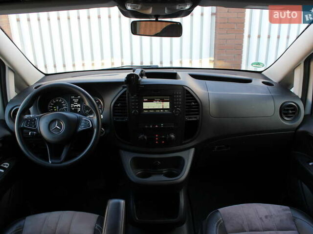 Білий Мерседес Віто, об'ємом двигуна 2.2 л та пробігом 161 тис. км за 25900 $, фото 1 на Automoto.ua