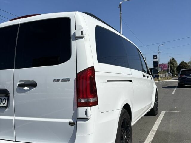 Белый Мерседес Вито, объемом двигателя 2.1 л и пробегом 292 тыс. км за 28100 $, фото 10 на Automoto.ua