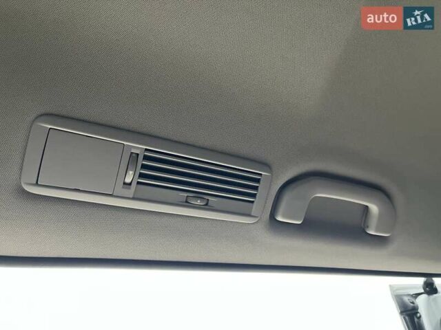 Белый Мерседес Вито, объемом двигателя 1.95 л и пробегом 247 тыс. км за 26550 $, фото 36 на Automoto.ua