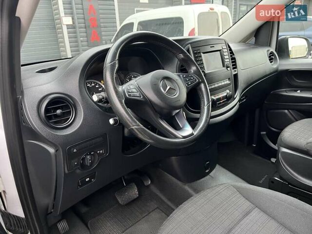 Белый Мерседес Вито, объемом двигателя 1.95 л и пробегом 247 тыс. км за 26550 $, фото 9 на Automoto.ua