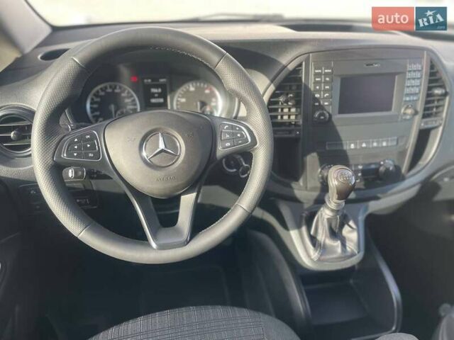 Белый Мерседес Вито, объемом двигателя 2.14 л и пробегом 182 тыс. км за 26500 $, фото 18 на Automoto.ua