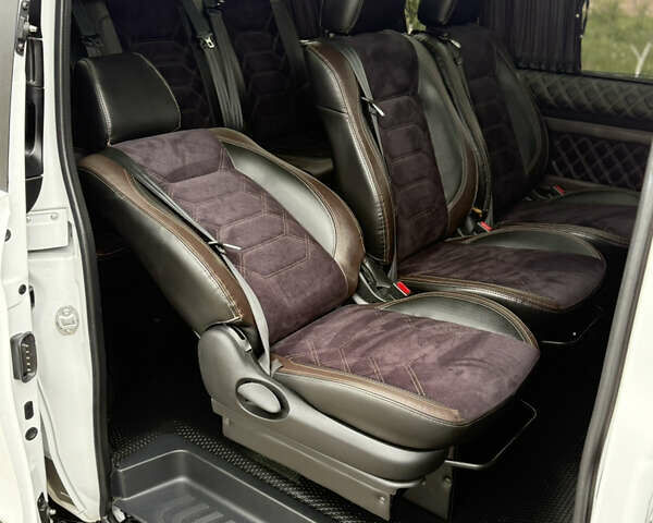 Белый Мерседес Вито, объемом двигателя 2.14 л и пробегом 225 тыс. км за 27850 $, фото 78 на Automoto.ua