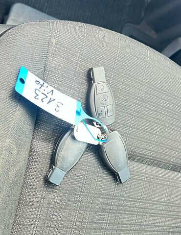 Белый Мерседес Вито, объемом двигателя 1.95 л и пробегом 247 тыс. км за 26550 $, фото 54 на Automoto.ua