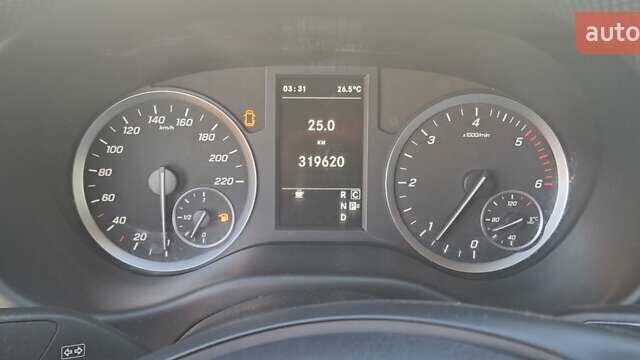 Белый Мерседес Вито, объемом двигателя 2.15 л и пробегом 319 тыс. км за 18990 $, фото 20 на Automoto.ua