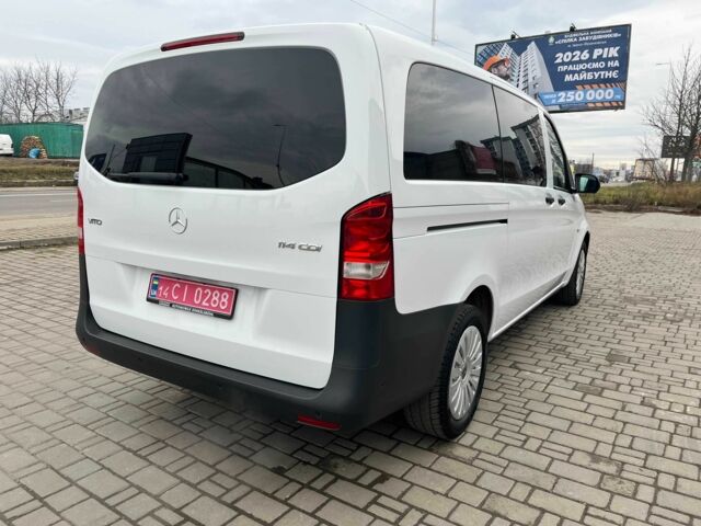 Білий Мерседес Віто, об'ємом двигуна 2 л та пробігом 237 тис. км за 26950 $, фото 2 на Automoto.ua