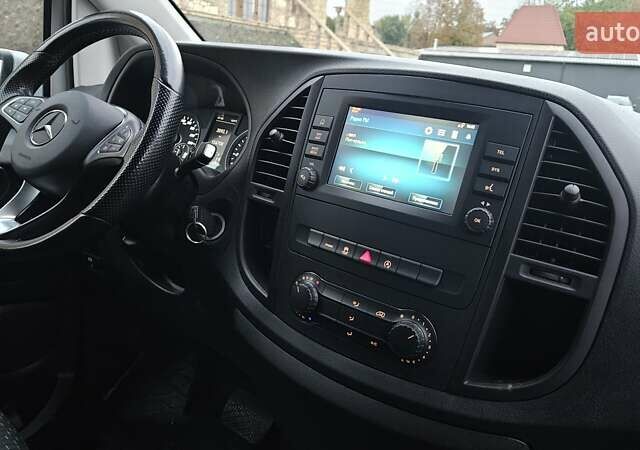 Білий Мерседес Віто, об'ємом двигуна 2 л та пробігом 154 тис. км за 22999 $, фото 24 на Automoto.ua