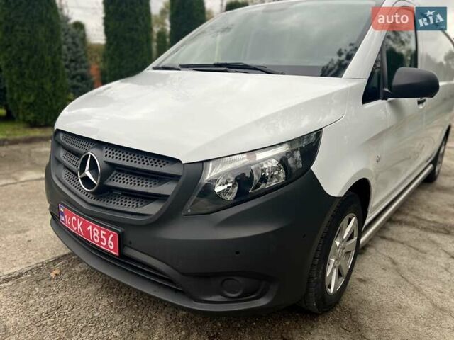 Белый Мерседес Вито, объемом двигателя 1.8 л и пробегом 199 тыс. км за 17500 $, фото 67 на Automoto.ua